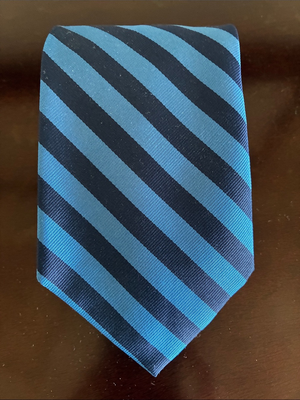 Brooks Brothers Silk Blue Diagonal Stripe Tie